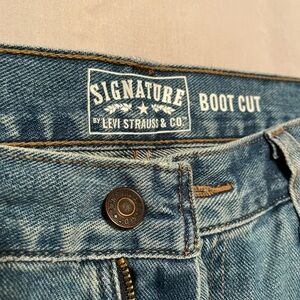 Women’s Boot Cut Levi’s